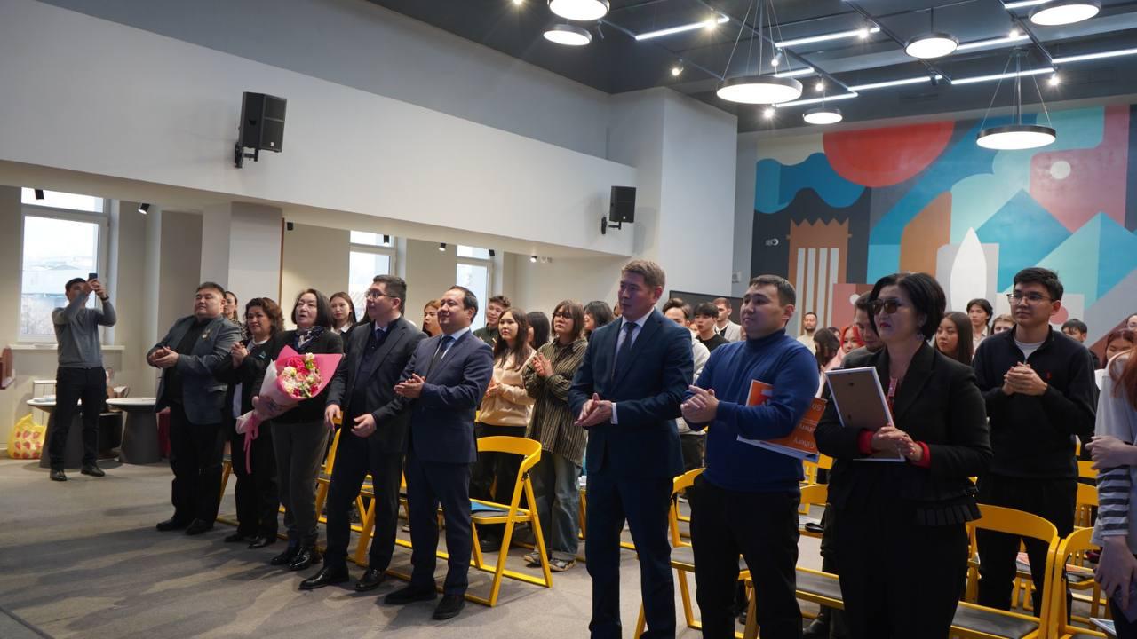 Комплаенс-служба Университета Омир и антикоррупционный клуб Саналы ұрпақ приняли участие в торжественной церемонии награждения конкурса «Біз сыбайлас жемқорлыққа қарсымыз».