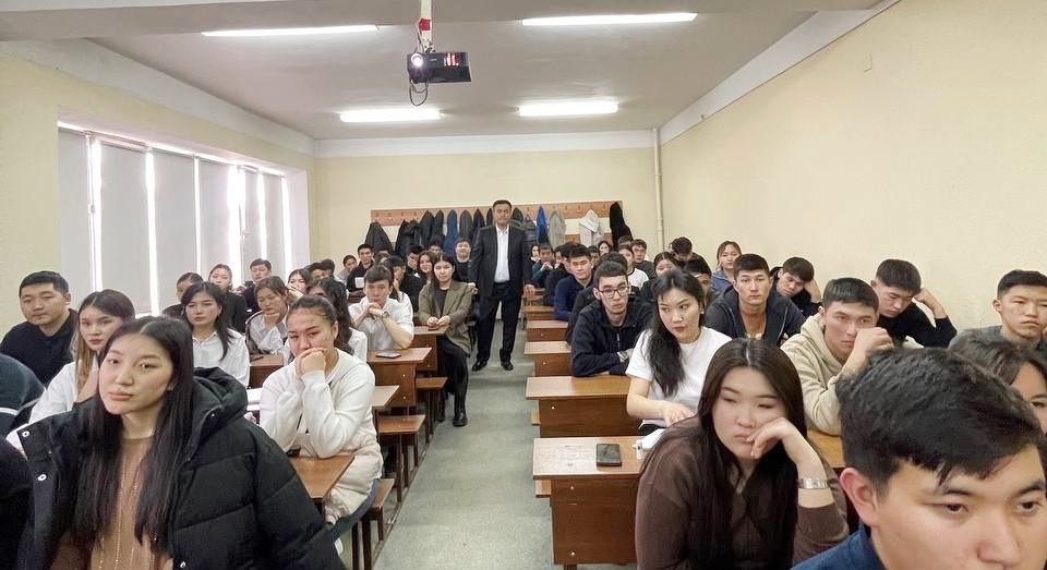 Доцент Университета Омир провела гостевую лекцию для студентов специальности «Таможенное дело»