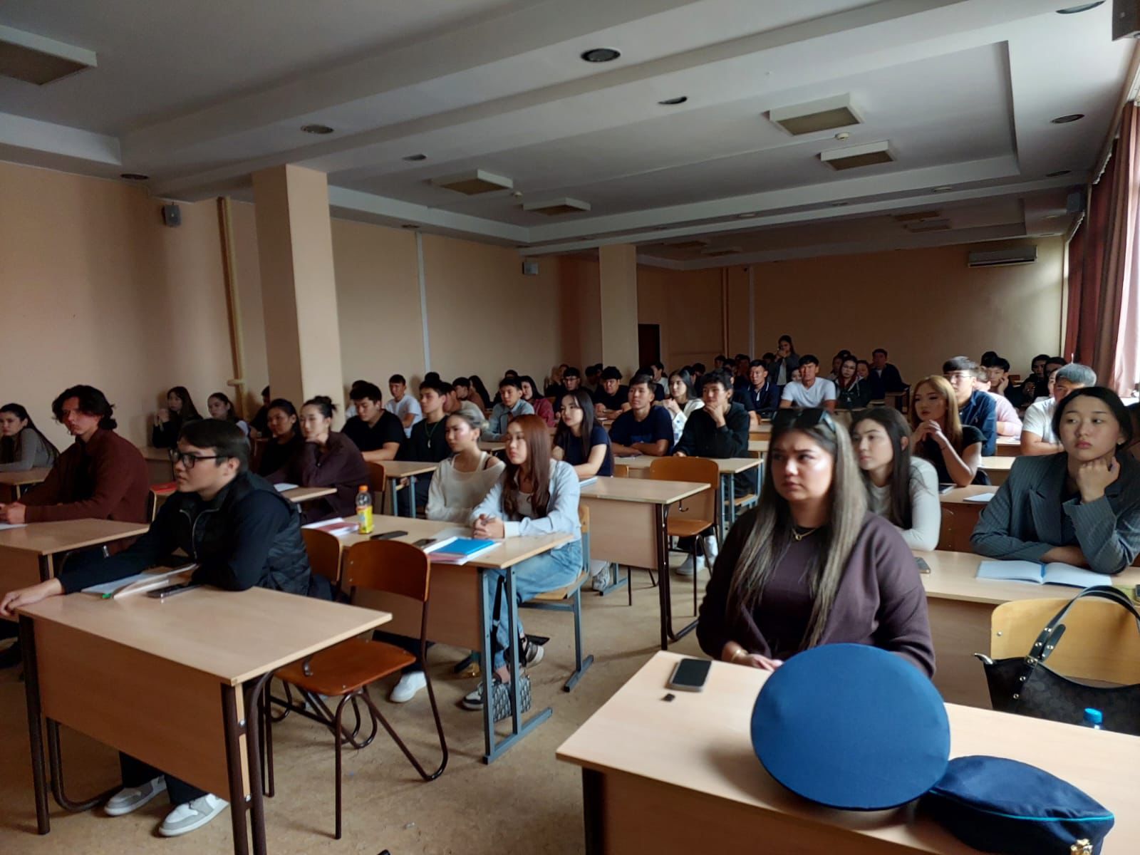 17 сентября 2025 года в Университете Омир в рамках исполнения Меморандума о сотрудничестве между прокуратурой города Алматы и Университетом Омир