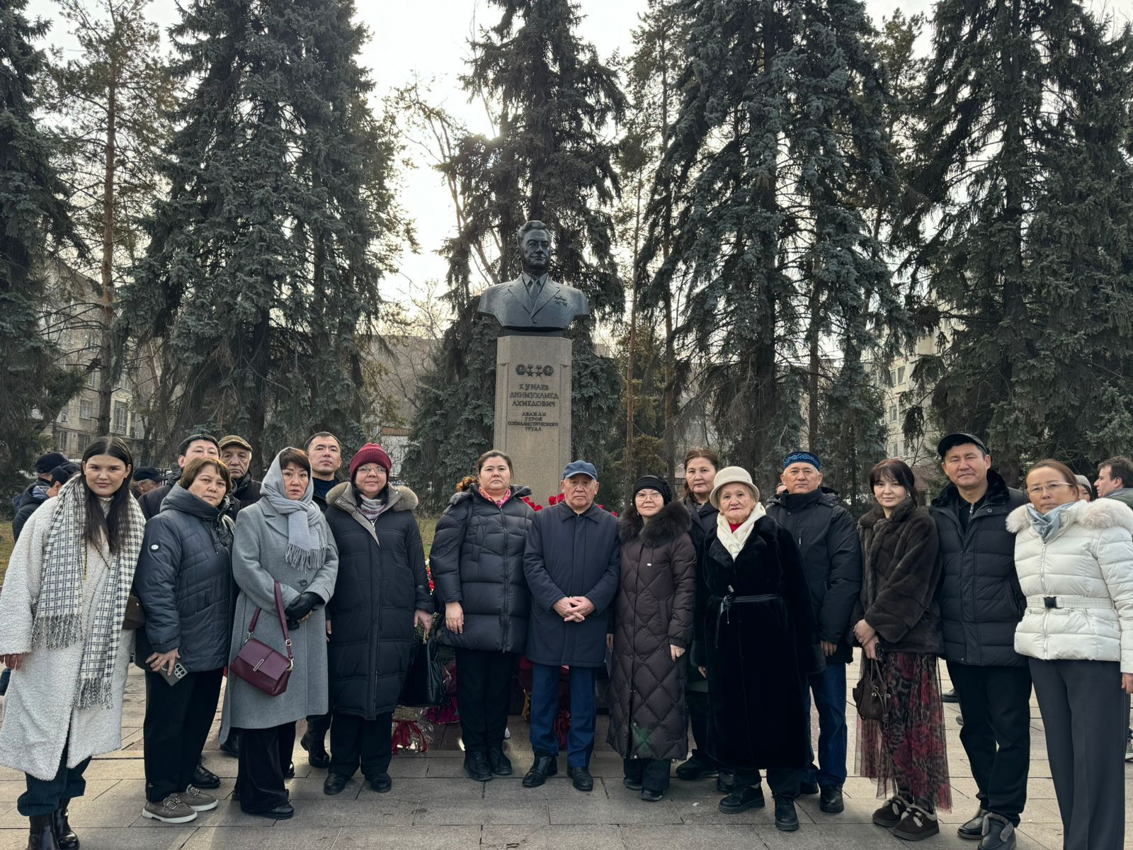 Участие Университета Омир в церемонии возложения цветов, посвящённой 114-летию .