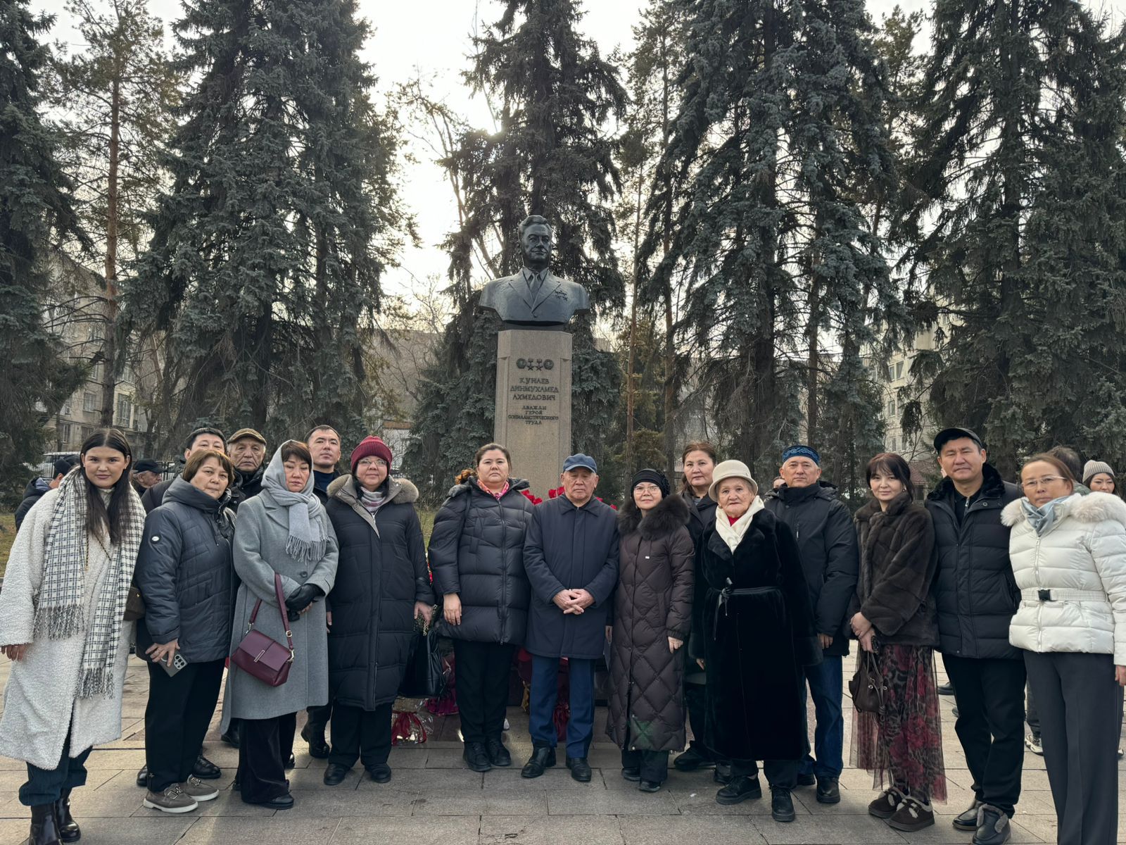 Участие Университета Омир в церемонии возложения цветов, посвящённой 114-летию .